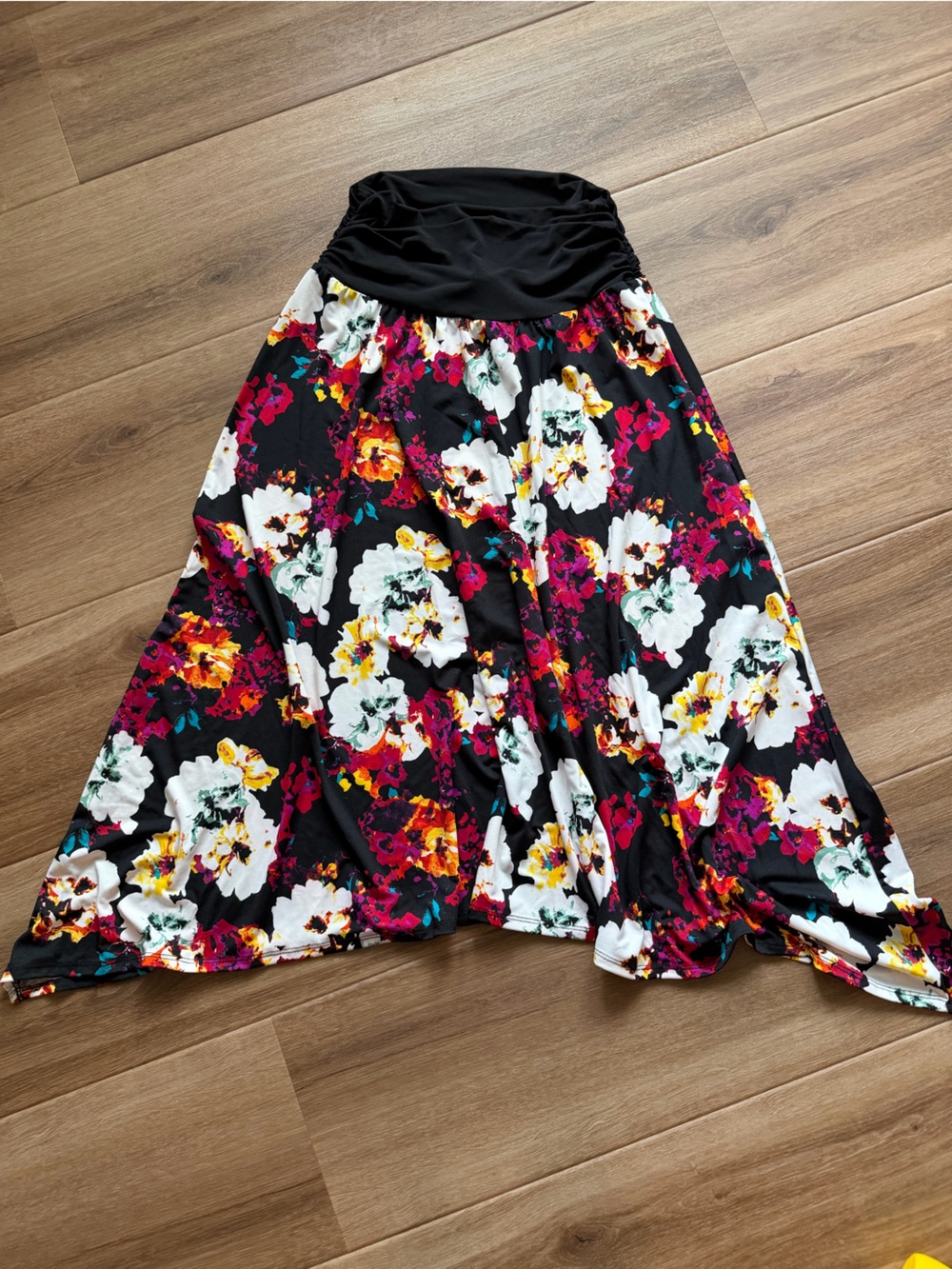 Apt. 9 Black Floral Skirted Bottoms with White, Pink, Yellow Accents